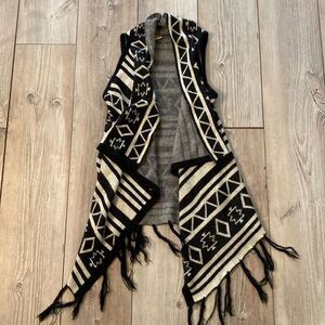 Size S-M Lildy Printed Sweater Vest